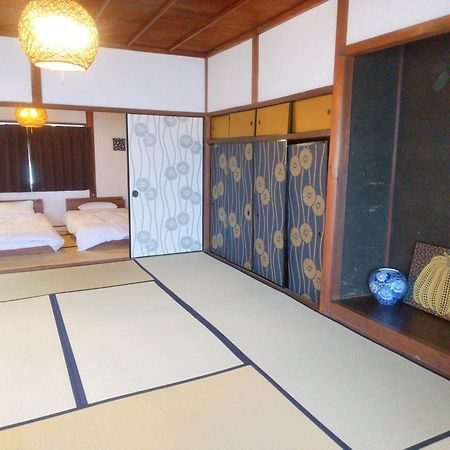呼子の港路地の古民家一棟貸切宿梵soyogi Karatsu Exteriör bild