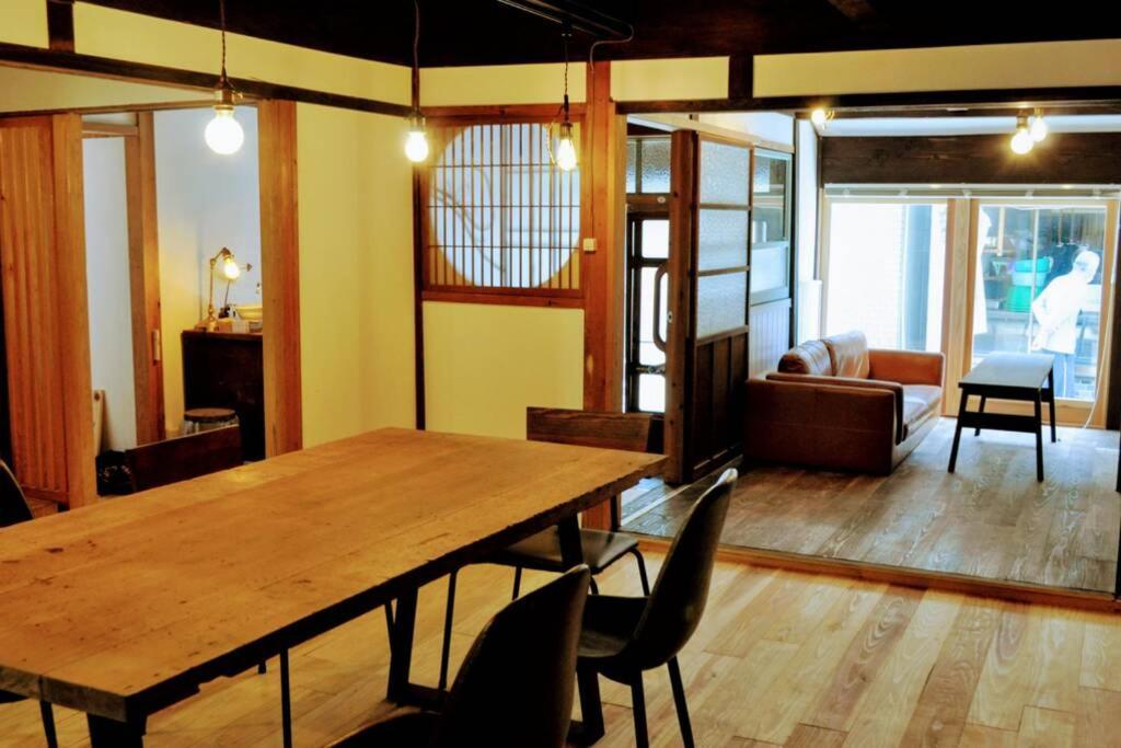 呼子の港路地の古民家一棟貸切宿梵soyogi Karatsu Exteriör bild
